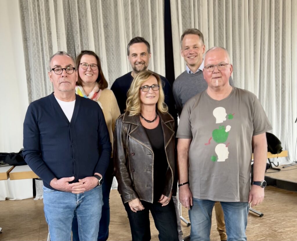 Foto, von links: Jürgen Wendt, Ellen Wölfer, Peter Nappert, Jutta Dorschel, Jan-Phillip Kuhnert, Fred Kuschel